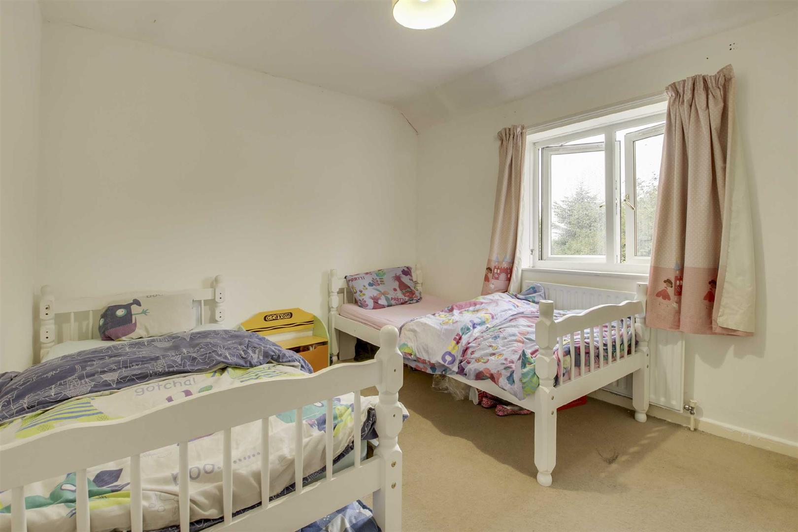 Rawlins Road, Bradwell, Milton Keynes
